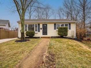 425 Heman Dr, Saint Louis, MO