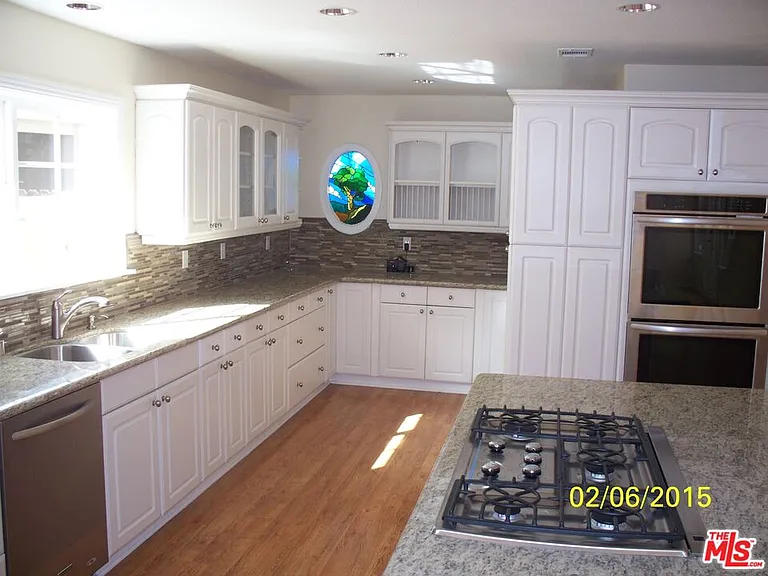 7830 W 83rd St — Photo 64