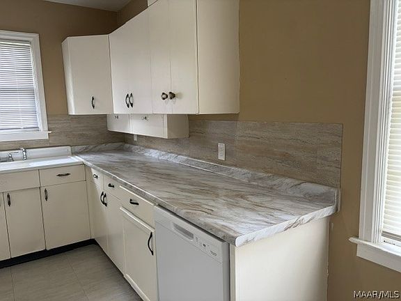 2nd image of 3610 Dalraida Pkwy