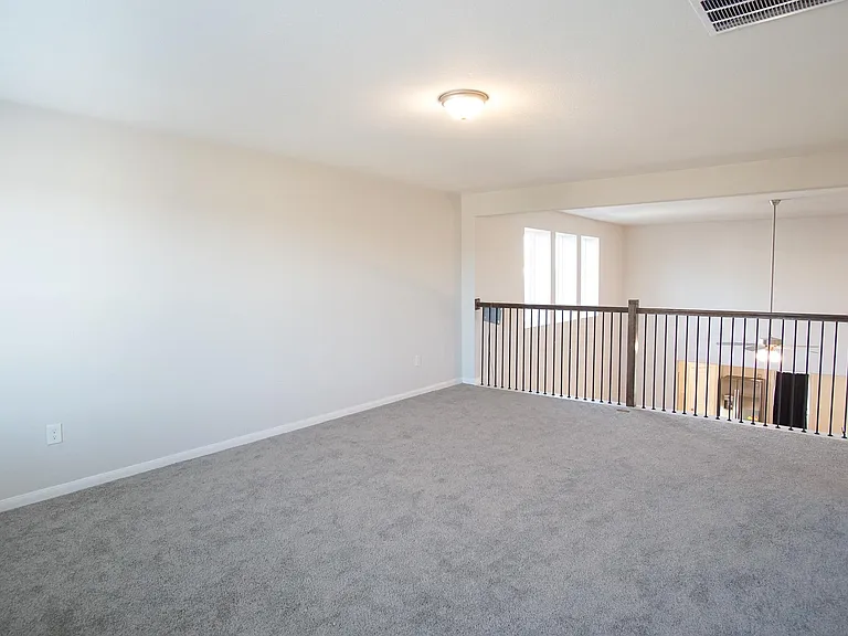130 Yellowstone Dr — Photo 14