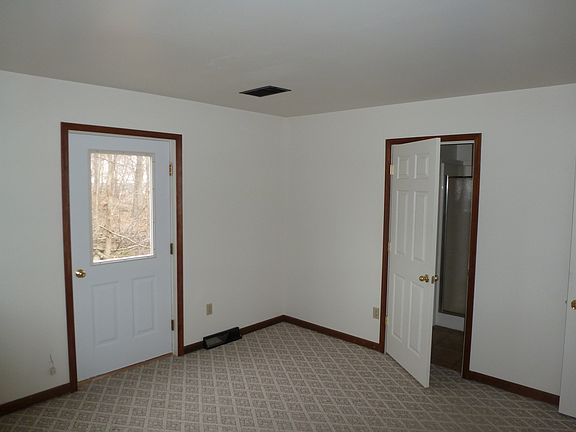 1st FL Bedrm or family rm