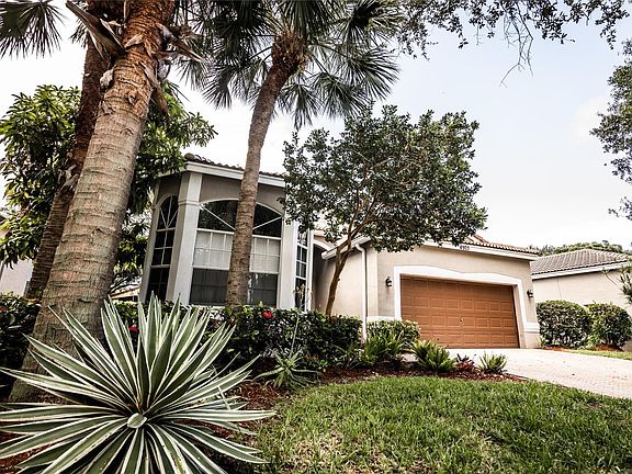 4th image of 4903 NW 59th Court