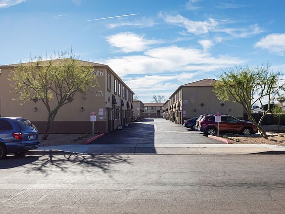 4th image of 2047 W Hayward Ave Unit 110