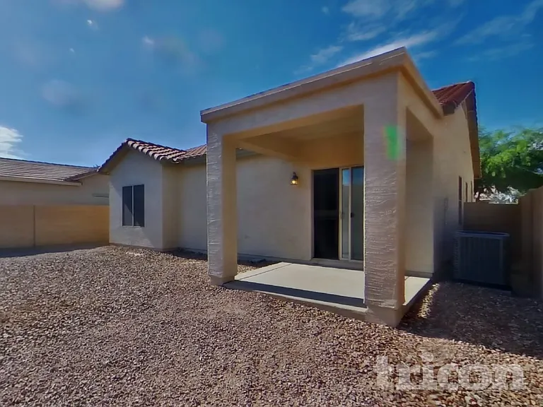 374 E Yellow Wood Ave — Photo 15