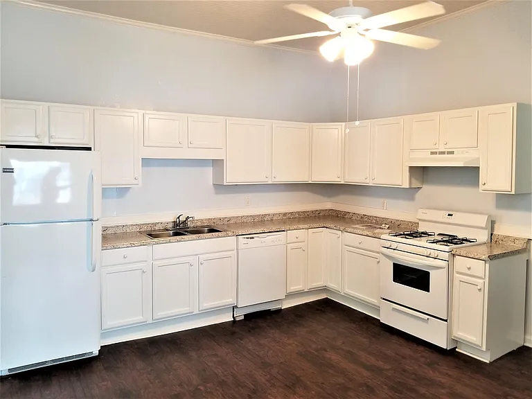 505 Georgia St — Photo 35
