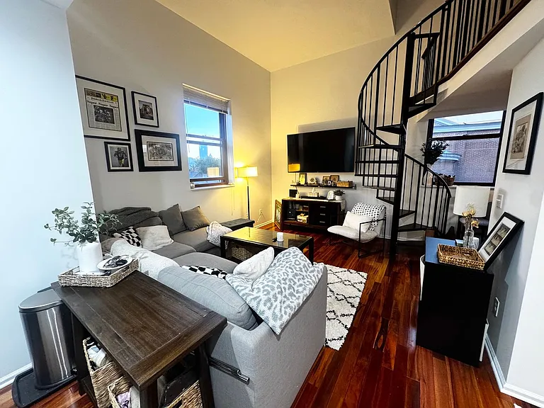130 S 22nd St #3F — Photo 5