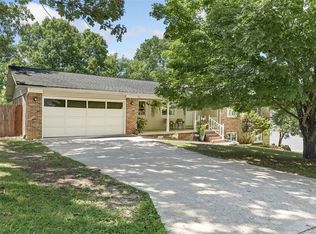 106 Oxford Ln, Harrison, AR 72601
