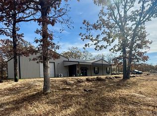 10352 Fig Rd, Henryetta, OK 74437