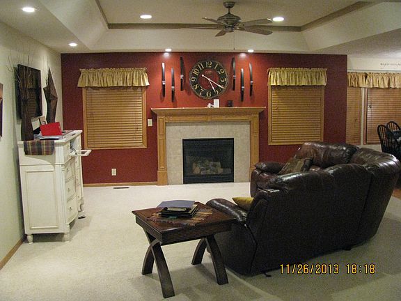 3rd image of 10120 N 152nd St