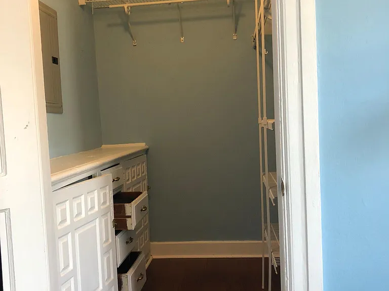 250 S 13th St #12F — Photo 10