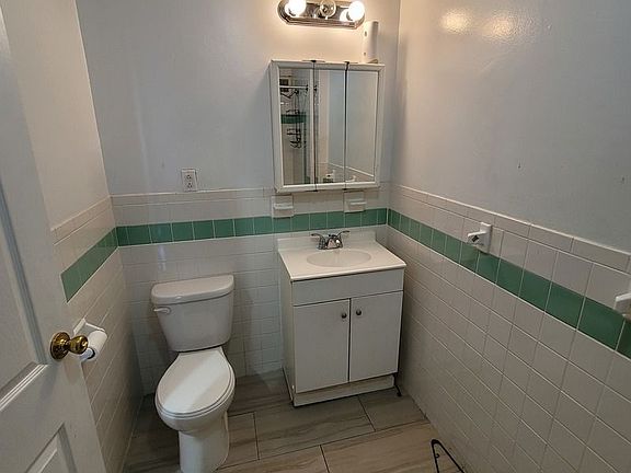 4th image of 1429 Prospect Ave APT 5B