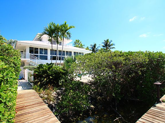 5th image of 229 Anglers Drive S