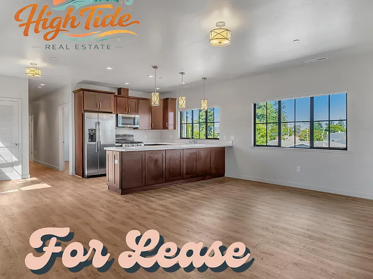 Upscale Westside Living! Spacious 2BD/2BA Above Copal Restaurant — Photo 24