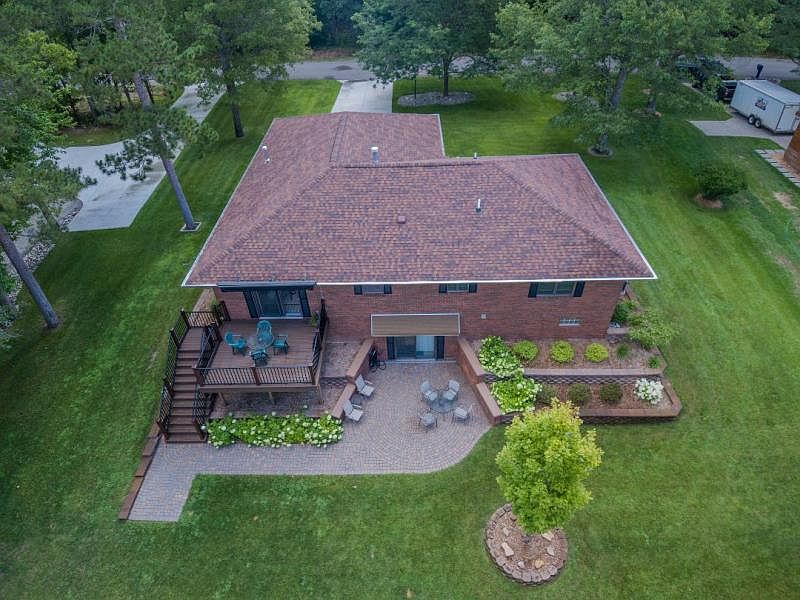 1st image of 7267 Lakewood Dr