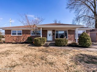 8411 Seaforth Dr, Louisville, KY
