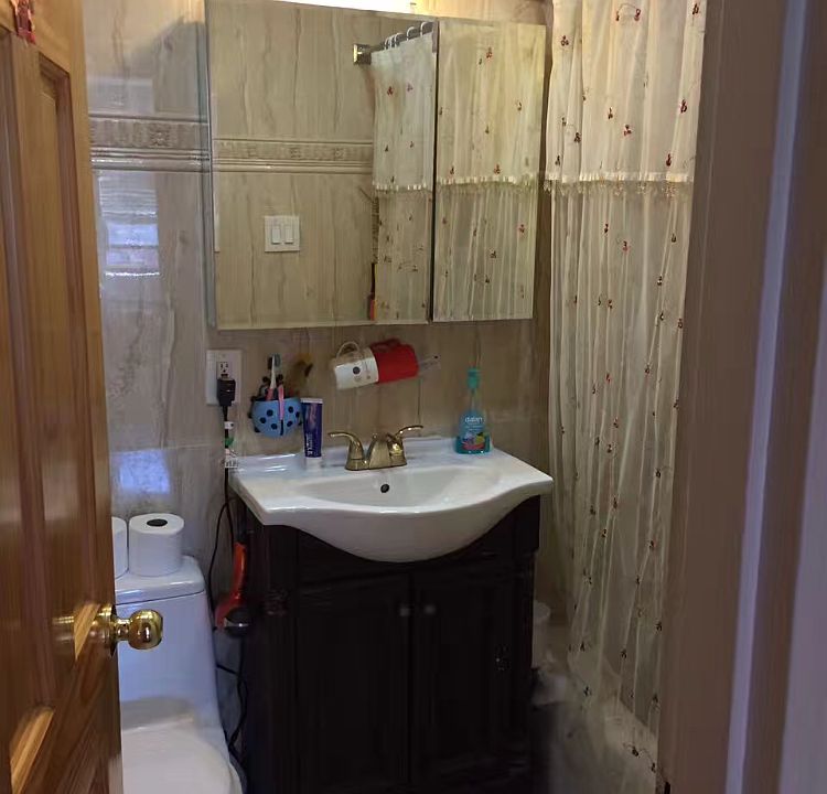 2nd image of 143-40 Roosevelt Ave APT 7A