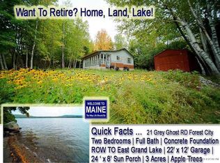 21 Gray Ghost Rd, Forest City Twp, ME 04413