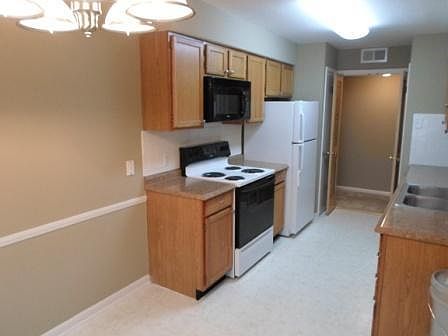 1st image of 8735 Delmar Blvd APT 2W
