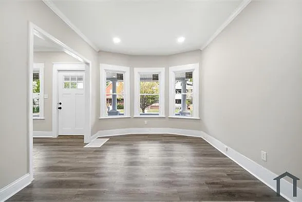 12828 Woodside Ave — Photo 5