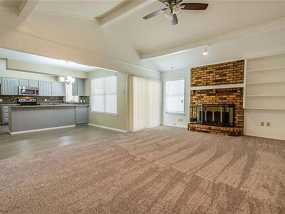 2nd image of 422 Kirby Creek Dr