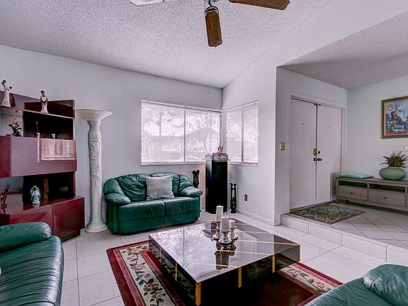 3rd image of 4951 NW 72nd Ave