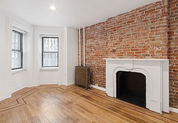 5th image of 370 6th Ave #1