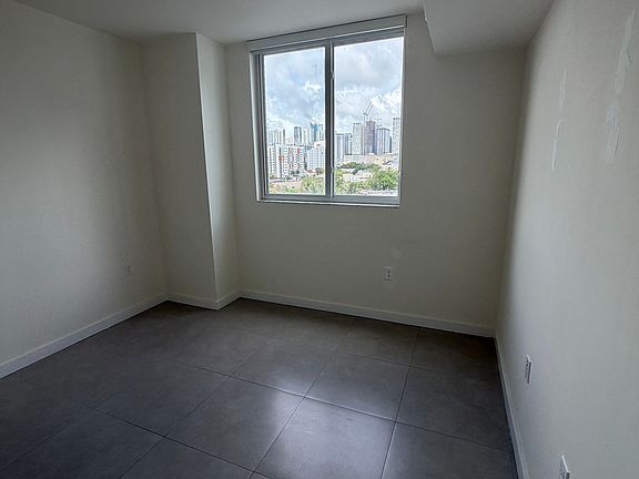 4th image of 730 NW 2nd St #619