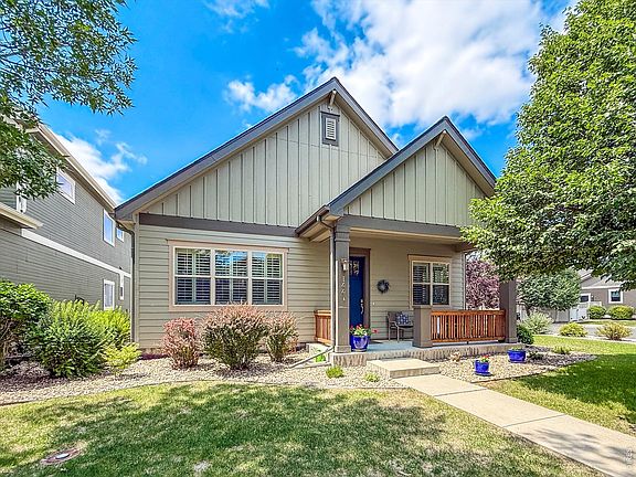 2nd image of 1441 Moonlight Dr