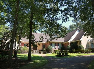 1001 Old Wood Ln, Jasper, AL 35504