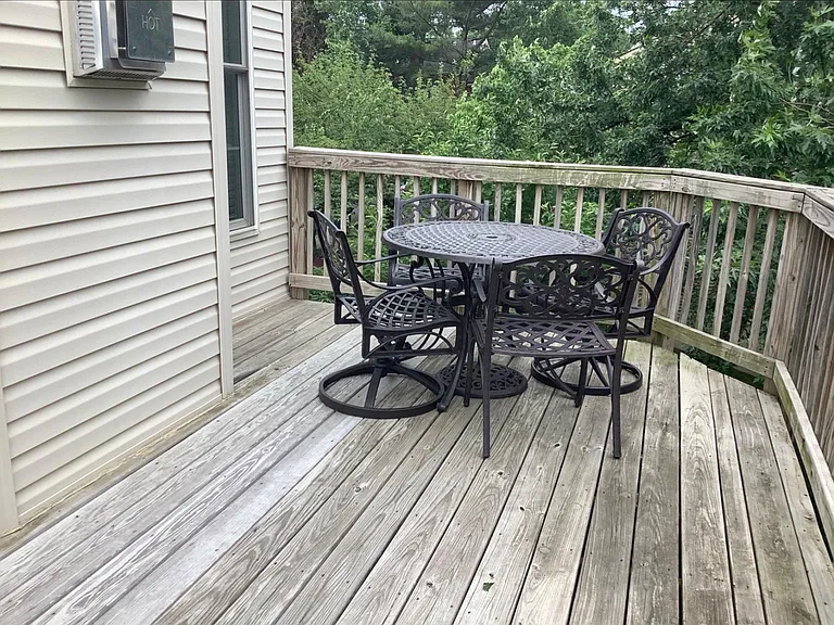 6098 Madison Park Dr — Photo 35