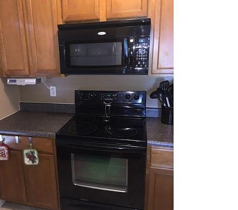 3rd image of 9736 Crayford Dr Unit 6E