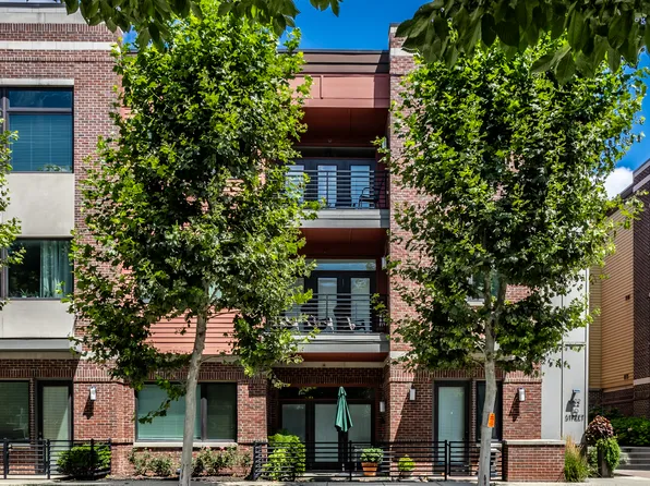 622 E 10th St #201, Indianapolis, IN 46202