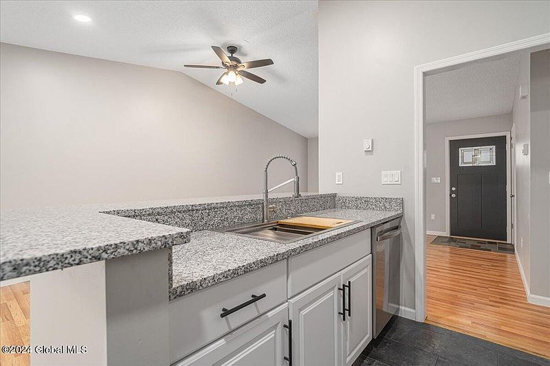 3rd image of 1 Edgewater Place