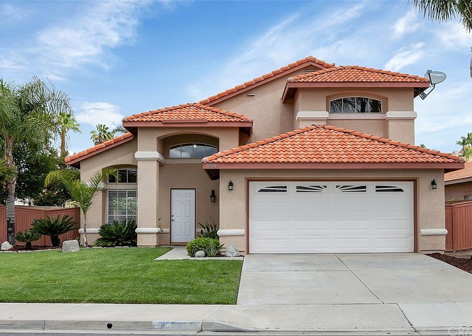 1st image of 39939 Trowbridge Ct