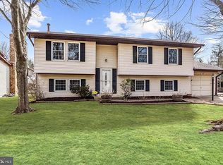 10158 Cape Ann Dr, Columbia, MD 21046