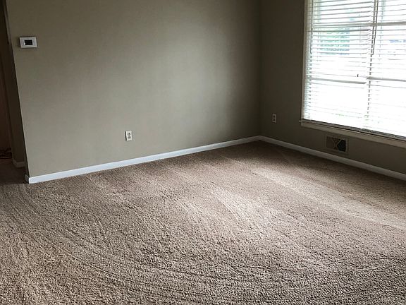 4th image of 28440 Palmer Blvd