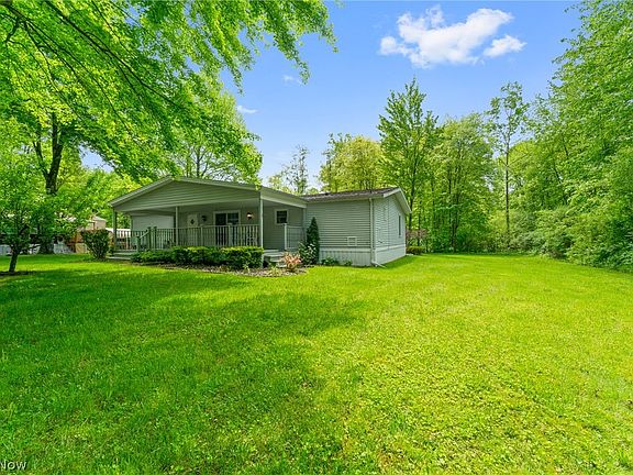 3rd image of 12 Westbrook Dr