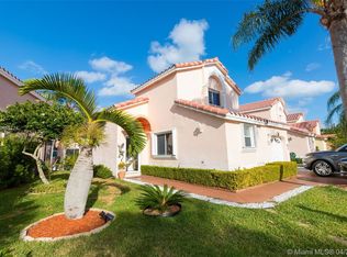1086 SE 6th Ave, Dania, FL 33004