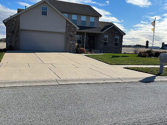 3rd image of 10665 Maine Dr
