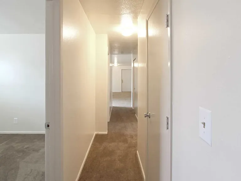 Brendan Court — Photo 17