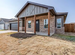117 Magnolia Estates St, Crowley, TX 76036