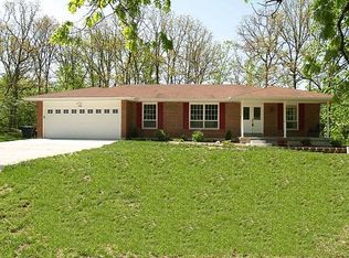 1730 Hiawatha Dr, Wentzville, MO 63385