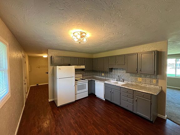 3rd image of 117 Darin Ct #117