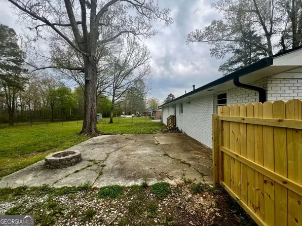 3 Harbour Rd NE, Rome, GA 30165