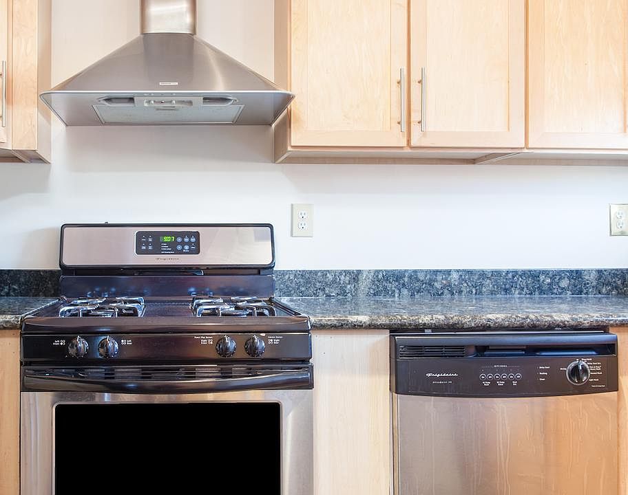 Kitchen, stainless steel standard