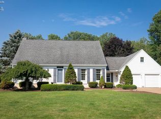 5713 Cambridge Cir, Sandusky, OH 44870