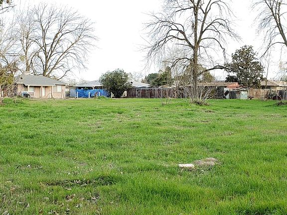 2nd image of 1816 Linda Ave