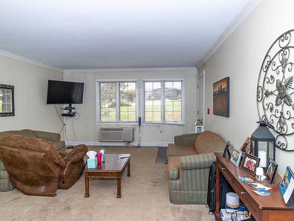 5th image of 21 Matterhorn Cir #1