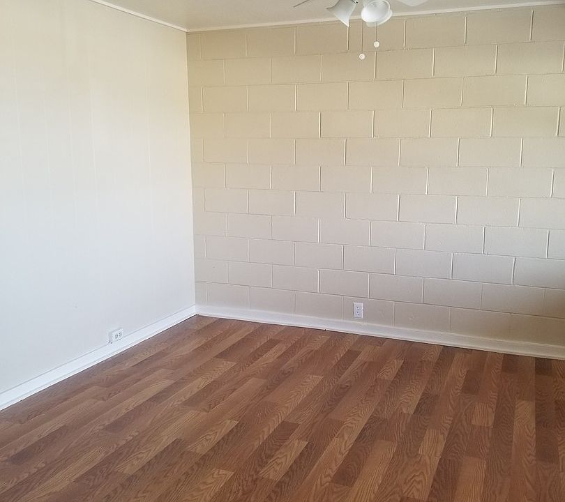 1st image of 349 N Market St APT 6