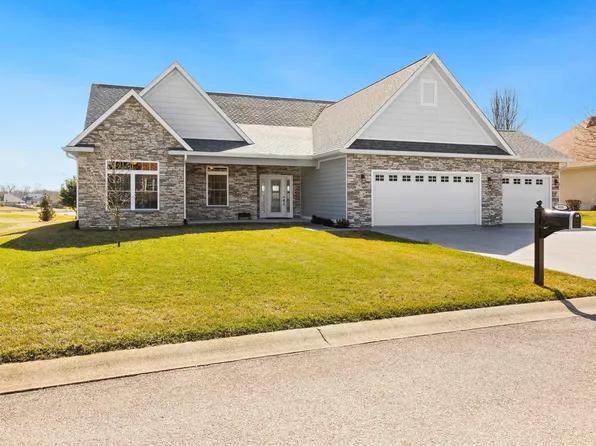 806 Spyglass Hill Dr, Bedford, IN 47421
